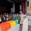 Hommages à Elhadj Mamoudou CAMARA : l’ancien Kountigui de la Basse-Côte honoré au Palais du Peuple