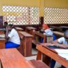 Baccalauréat unique : plus de 130 téléphones saisis à Siguiri, des dizaines de sanctions à travers le pays