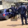 Drame à Petit Simbaya : les deux corps retrouvés dans un véhicule sont morts d’une intoxication au monoxyde de carbone (police)